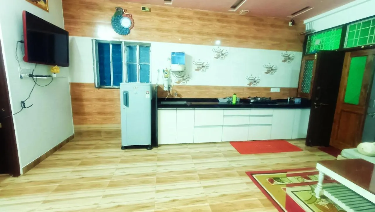 Gokul Niwas Home Stay 烏代浦 0*,